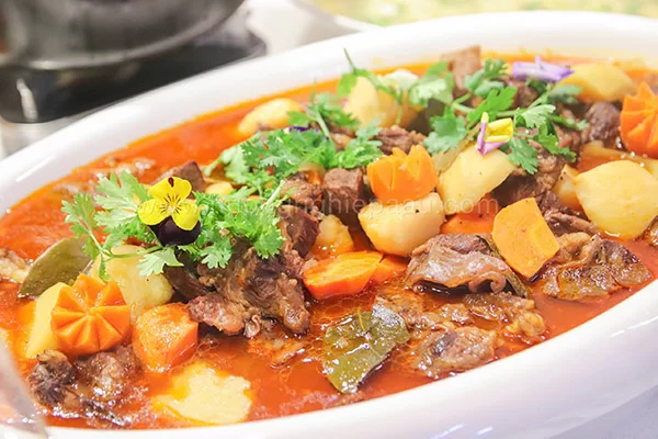 hoc-nau-ca-ri học nấu cà ri