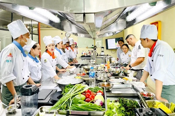 sự kiện tuần lễ ẩm thực peru tại hướng nghiệp á âu