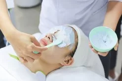 thực hành chăm sóc và điều trị da