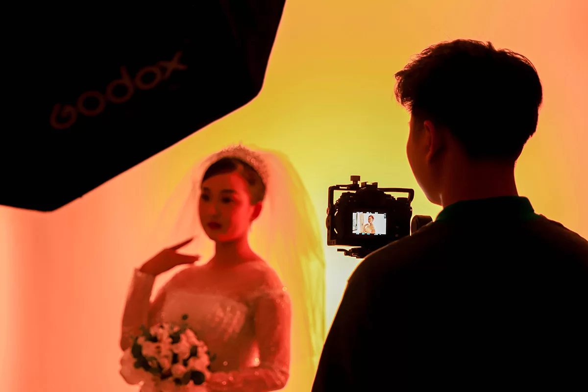 hinh-anh-lop-hoc-trang-diem-co-dau-02