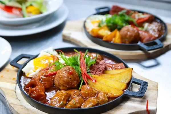 lớp bánh mì chảo full topping