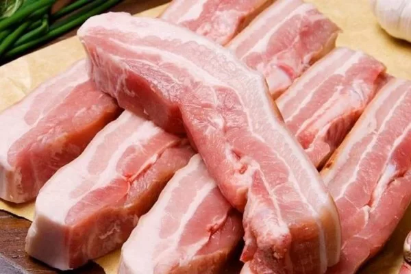 Cách chọn thịt ba rọi ngon