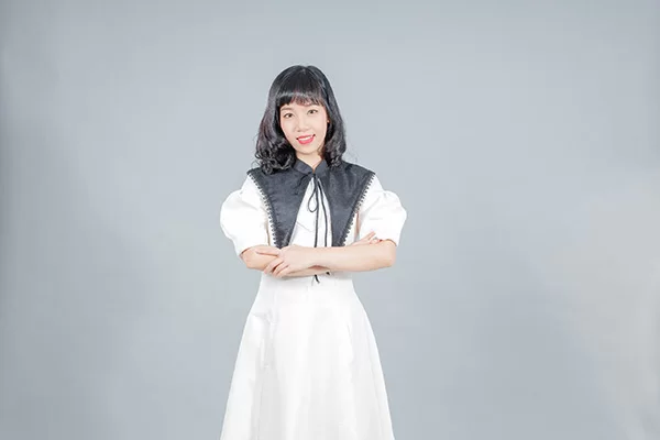 GV Lương Ngọc Vân Anh