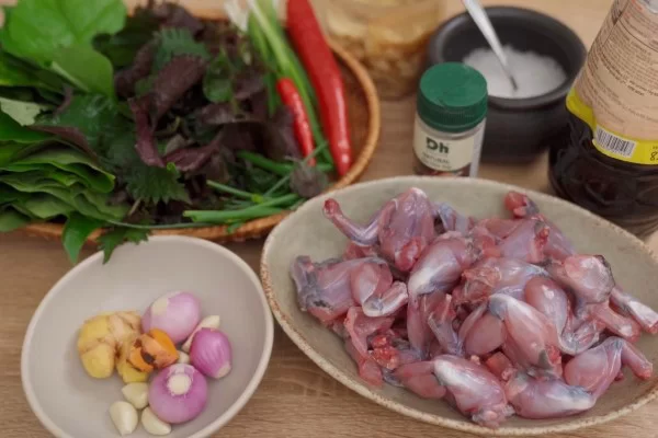 Nguyên liệu chế biến món ếch xào lá lốt