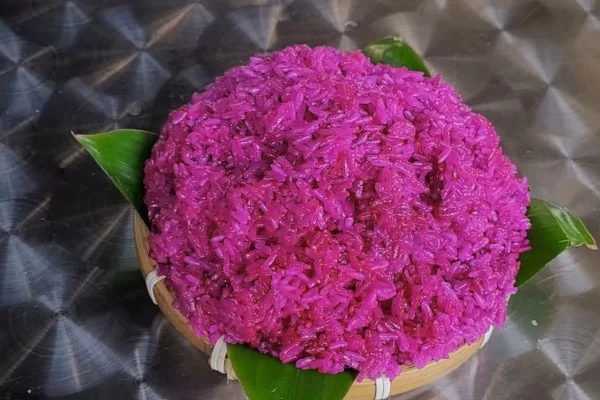 Xôi lá cẩm nấu bằng nồi cơm điện