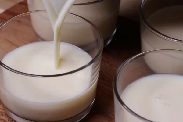 Đổ khuôn tàu hũ