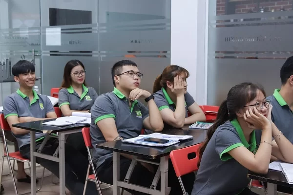 hoc-kinh-doanh-chuoi-va-nhuong-quyen học kinh doanh chuỗi và nhượng quyền