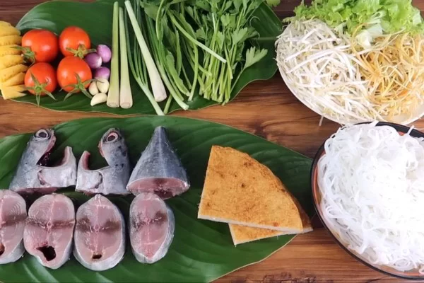 Nguyên liệu nấu bún cá ngừ