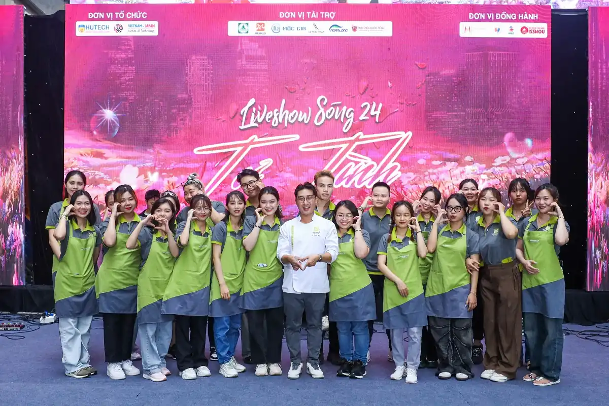 ekip make-up và hair của hnaau