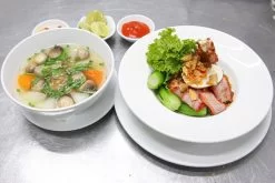 học làm mì trộn xá xíu