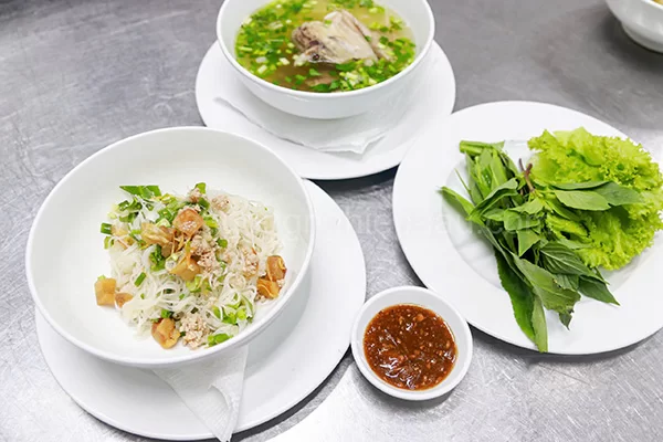 lop-hoc-lam-pho-kho-gia-lai