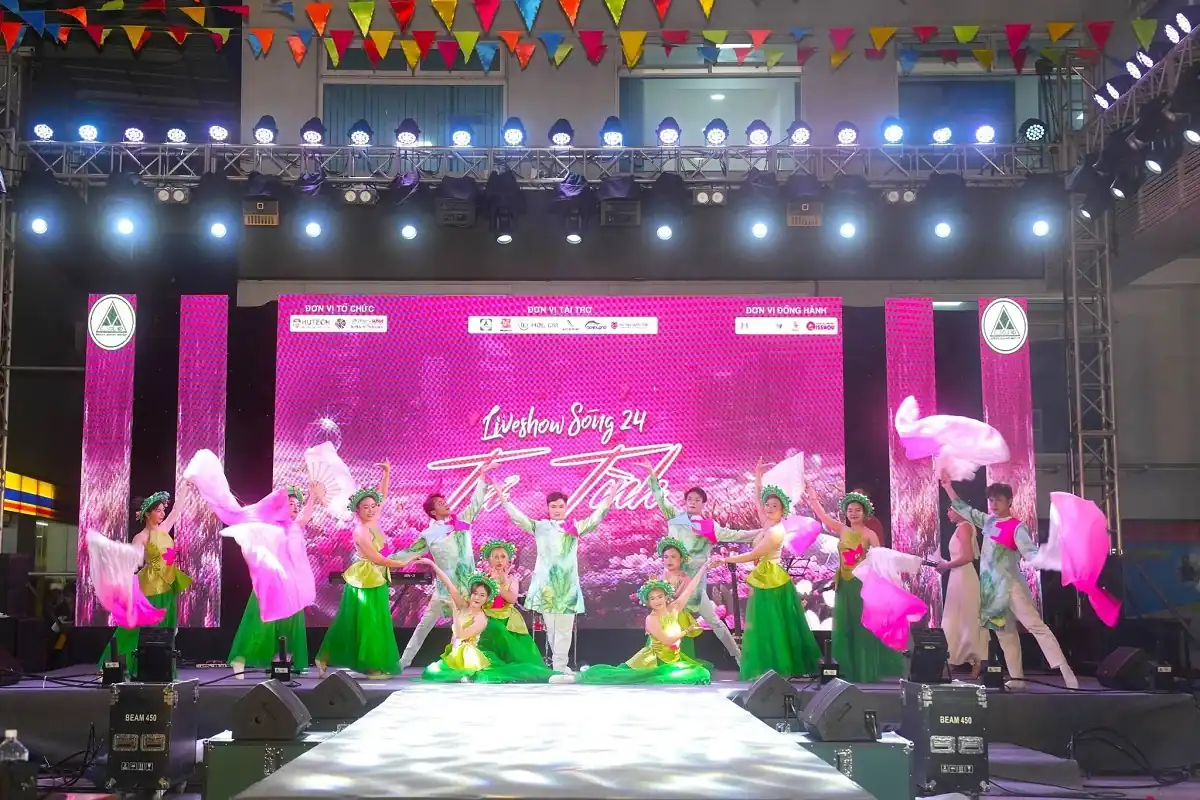 tiết mục của sinh viên clb keiko