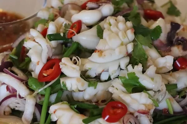 hoc-lam-cac-mon-goi-hai-san học làm các món gỏi hải sản