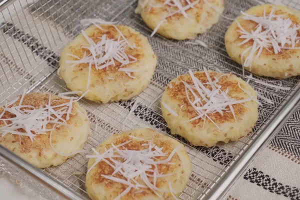 Cách làm bánh sắn nướng