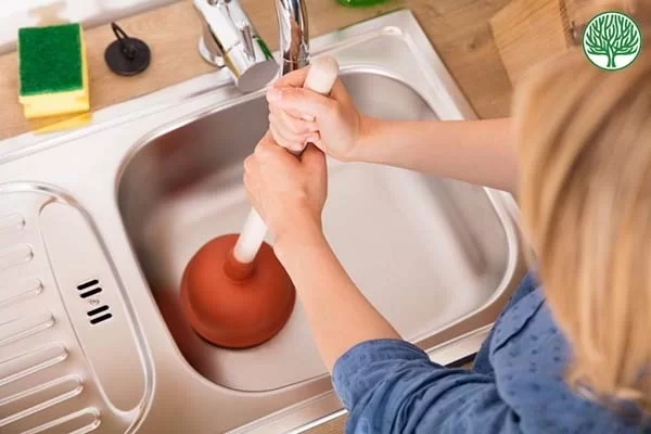 dụng cụ thông tắc bồn rửa chén