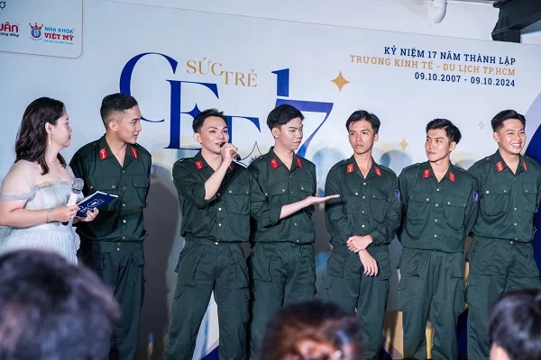 trung đoàn cảnh sát cơ động - động cơ crew