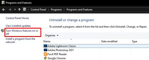chọn Turn Windows feature on or off