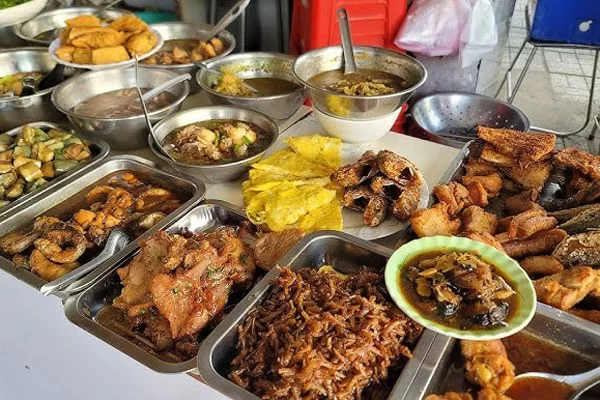 Chuẩn bị thực đơn và thực phẩm