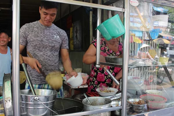 Kiểm soát tốt tài chính cho quán hủ tiếu