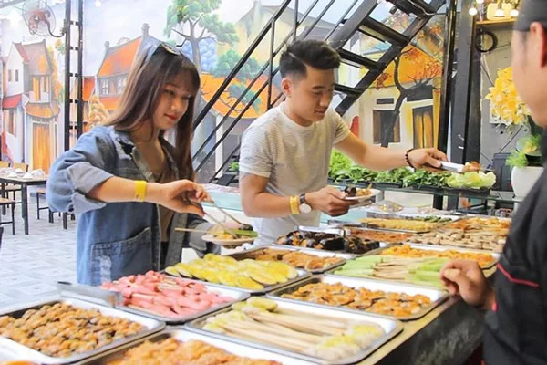 Mở quán buffet ở tầm trung