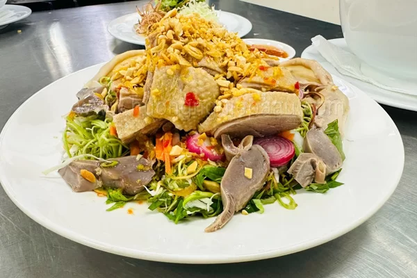 Về dấu ấn riêng khác biệt của quán