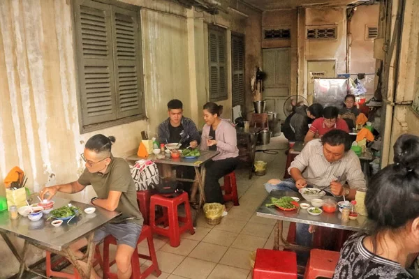 Lập chiến lược kinh doanh quán phở