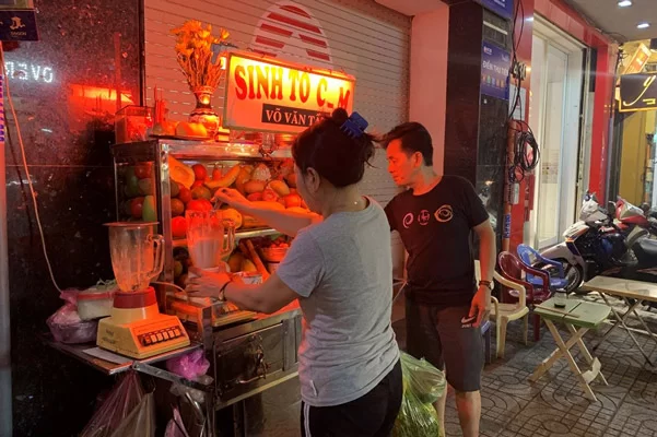 mô hình khởi nghiệp quán sinh tố vỉa hè