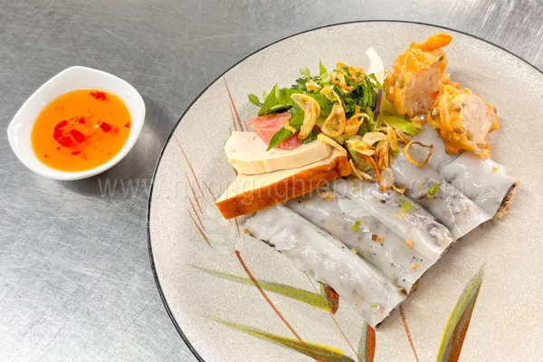 Thực đơn bánh cuốn nóng đa dạng
