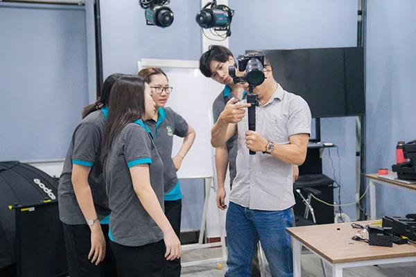 dao-tao-truyen-thong-da-phuong-tien đào tạo truyền thông đa phương tiện