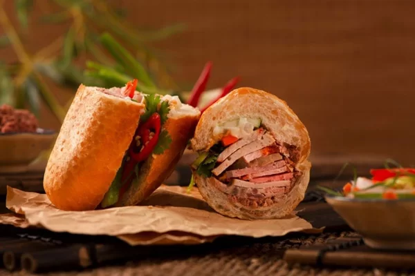 Bánh mì pate gồm những gì
