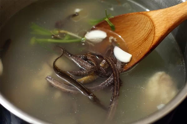 Cách Làm Nước Dùng Miến Lươn Ngon