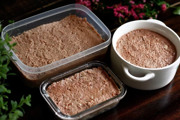 Làm pate bán bánh mì thập cẩm