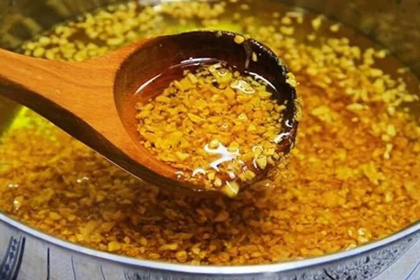 Làm sao để tỏi phi không bị cháy