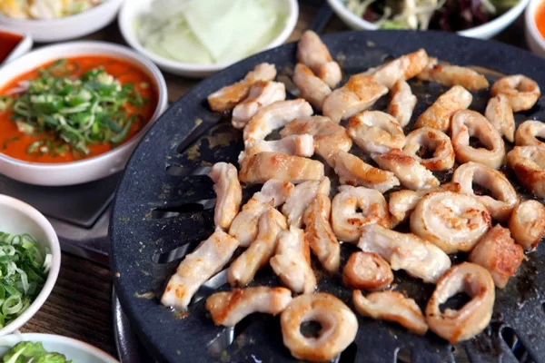 Lòng Bò Nướng Hàn Quốc Có Gì