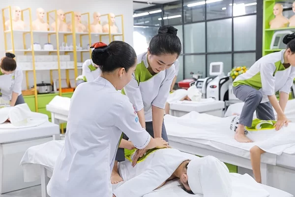 lớp đào tạo xoa bóp ấn huyệt trị liệu