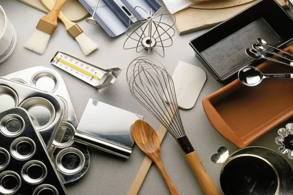 Chi Phí Mua Dụng Cụ