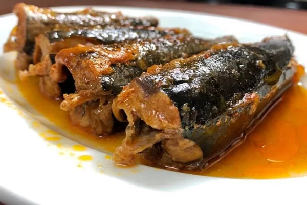 Thành quả là món cá nục vàng nâu bắt mắt