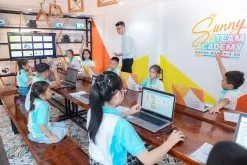 hình ảnh lớp học thực tế của khóa học biên tập video với ai 08
