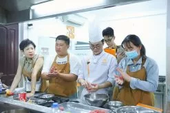 hình ảnh lớp học thực tế của khóa học nghiệp vụ cấp dưỡng chuyên nghiệp 10