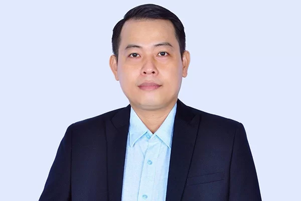 Thầy Nguyễn Minh Thắng