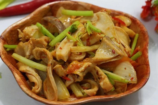 Bao Tử Heo Xào Cải Chua