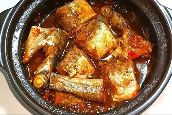Cá Nhồng Kho Tiêu