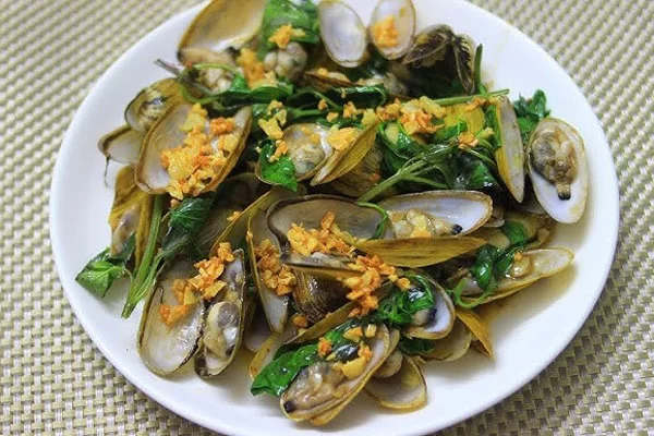 Chem Chép Hấp Sả Ớt