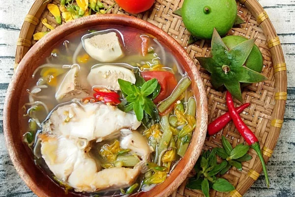 Canh chua trái bần thơm ngon nhất khi ăn nóng