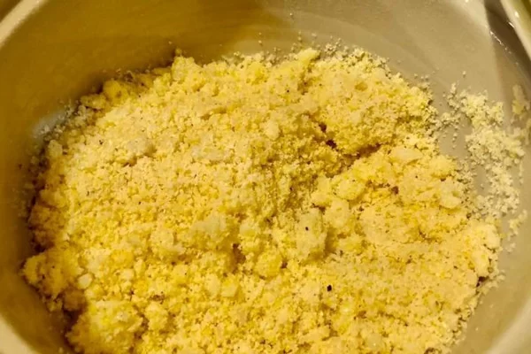 mèn mén được làm từ gì