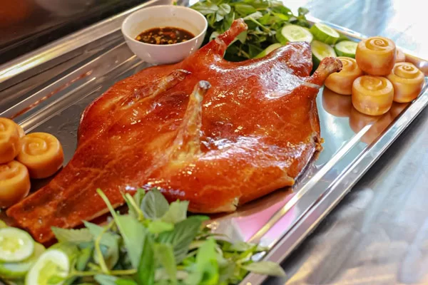 Thành phẩm vịt quay tỳ bà