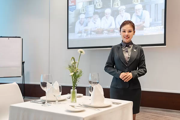 lop-hoc-quan-tri-nha-hang-khach-san-quoc-te lớp học Quản Trị Nhà Hàng Khách Sạn Quốc Tế