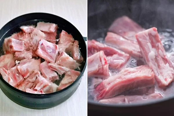 Chần sơ sườn để loại bỏ phần dơ