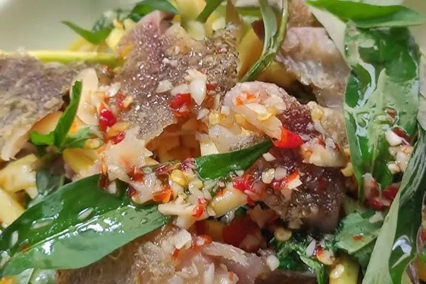 Những Lưu Ý Khi Làm Gỏi Xoài Khô Cá Sặc