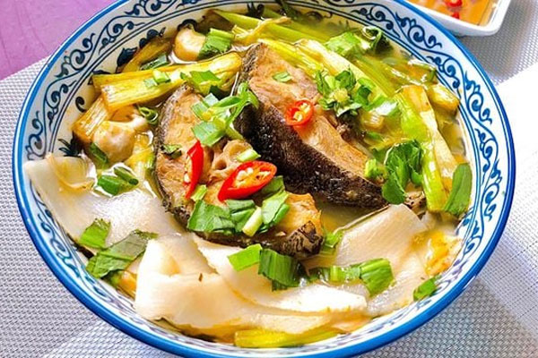 Cá Bớp Nấu Măng Chua